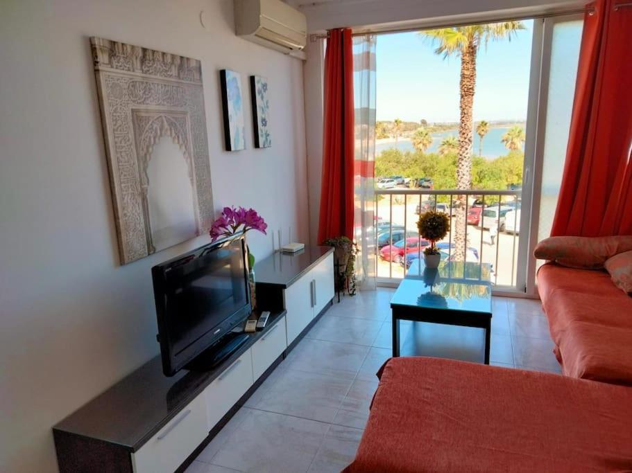 Apartamento Concepcion - Playa De La Cachucha Puerto Real Bagian luar foto