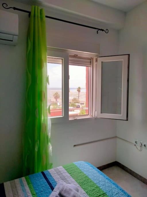 Apartamento Concepcion - Playa De La Cachucha Puerto Real Bagian luar foto